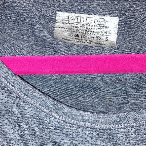 athleta fastest track t grey t shirt workout - Picture 4 of 4